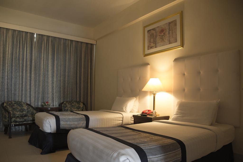 Beach Luxury Hotel Karaçi Dış mekan fotoğraf