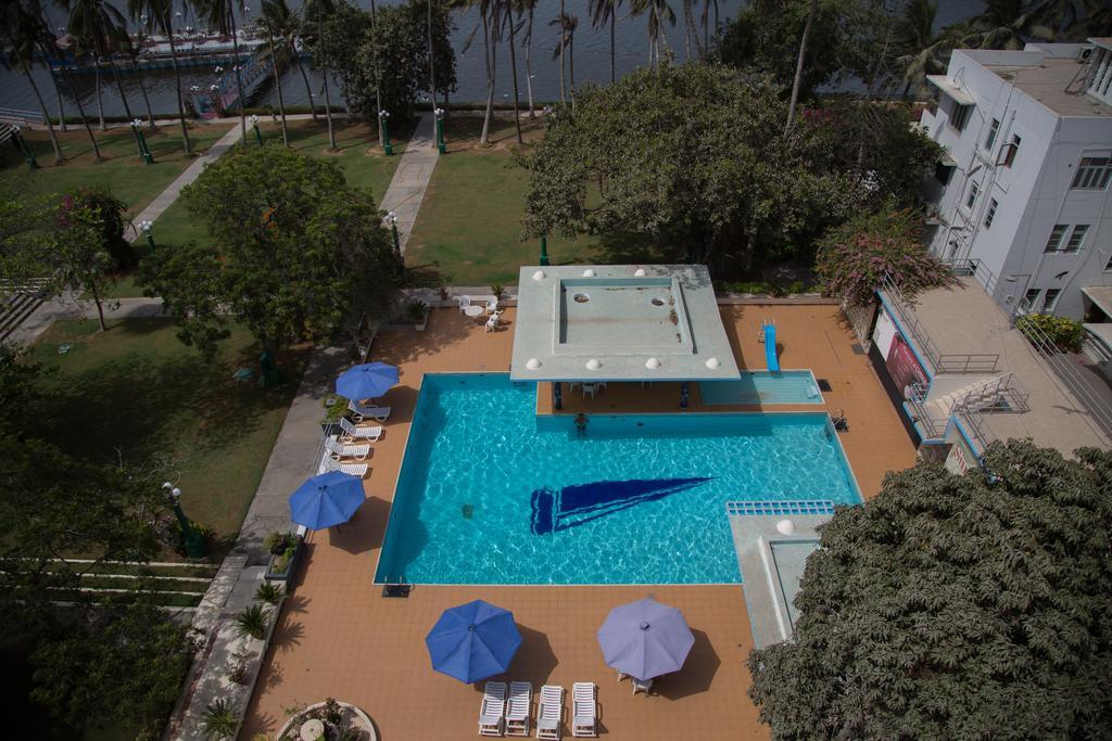 Beach Luxury Hotel Karaçi Dış mekan fotoğraf