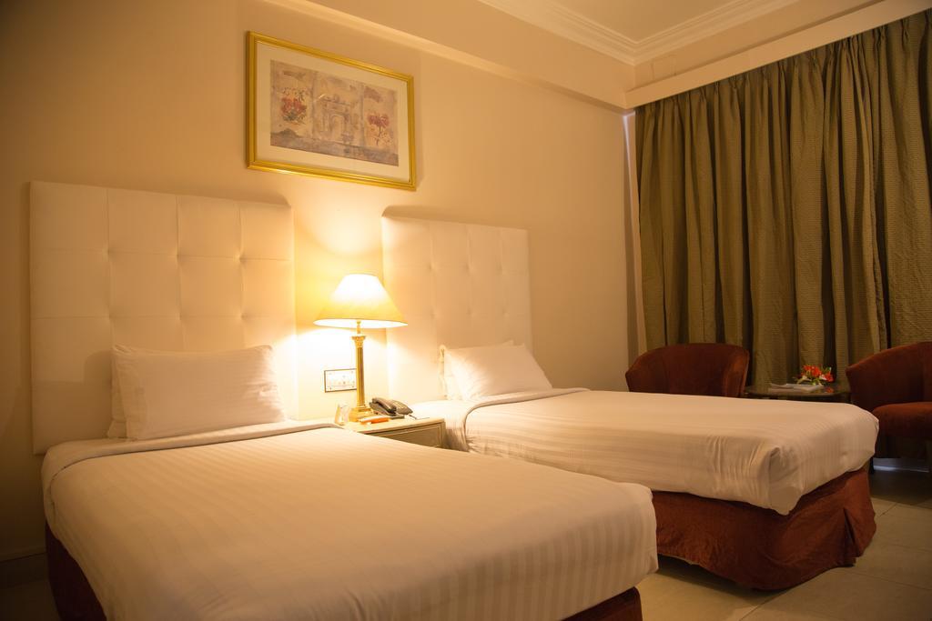 Beach Luxury Hotel Karaçi Dış mekan fotoğraf
