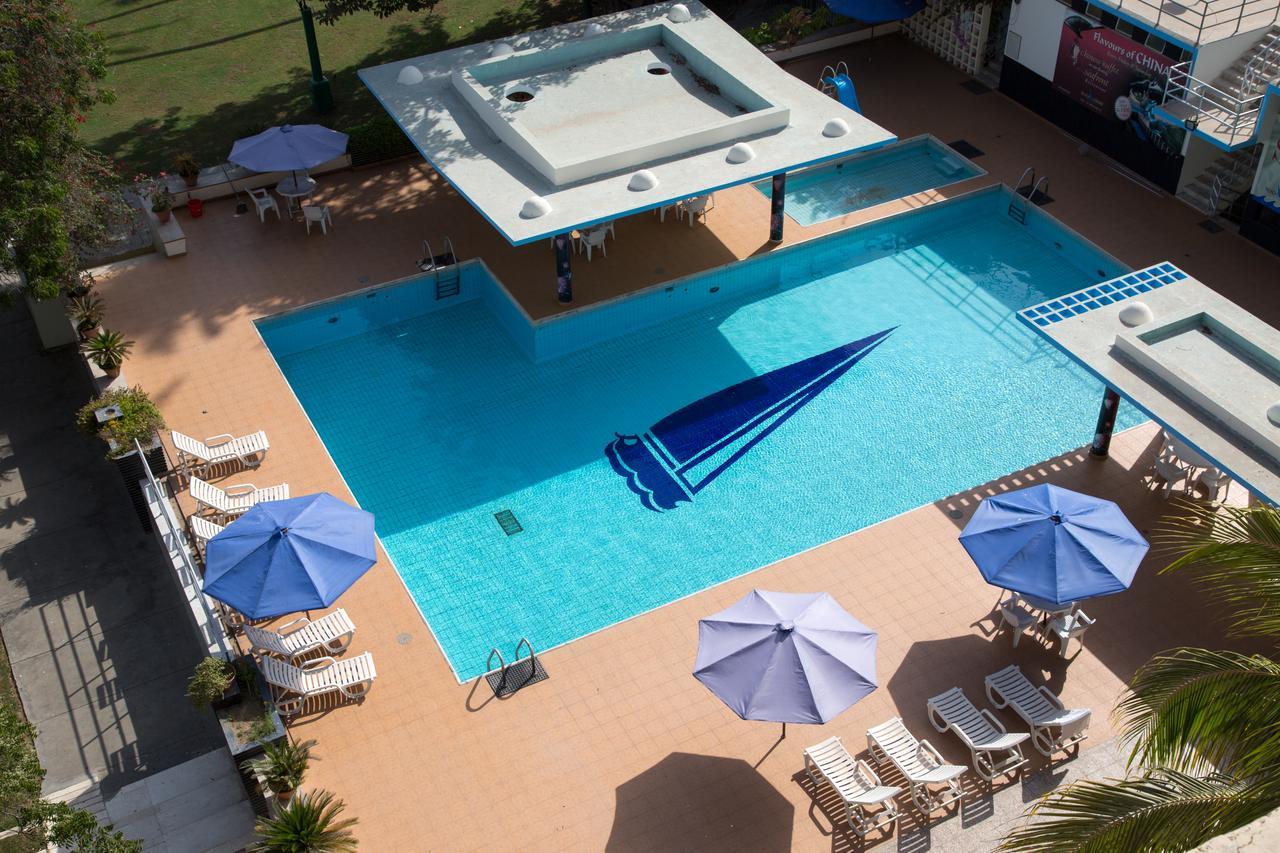 Beach Luxury Hotel Karaçi Dış mekan fotoğraf