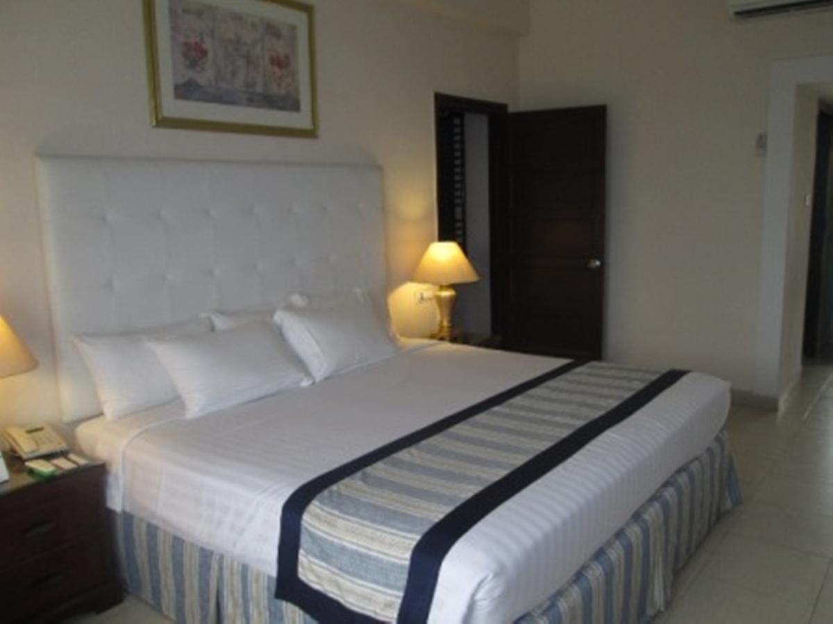 Beach Luxury Hotel Karaçi Dış mekan fotoğraf