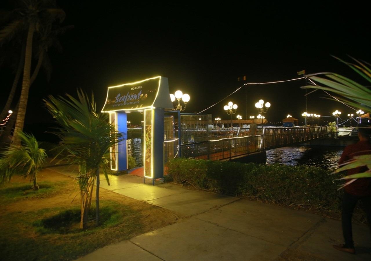 Beach Luxury Hotel Karaçi Dış mekan fotoğraf