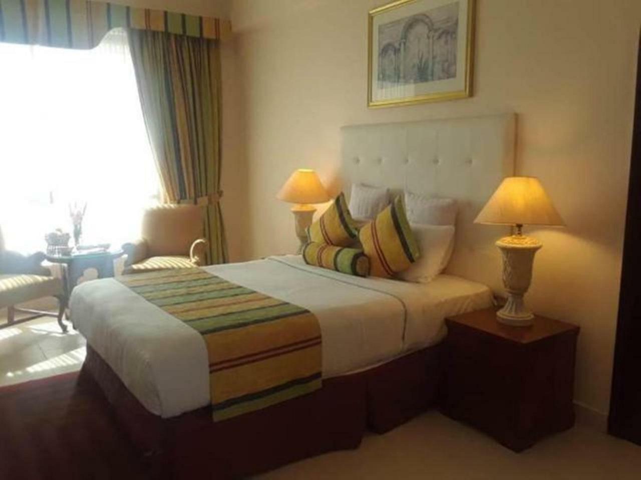 Beach Luxury Hotel Karaçi Dış mekan fotoğraf