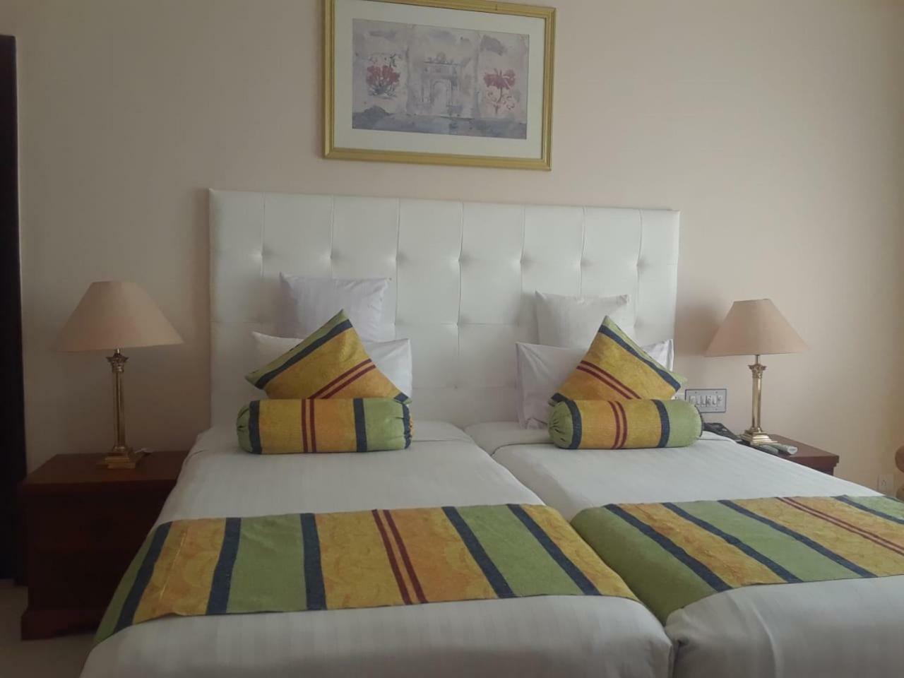 Beach Luxury Hotel Karaçi Dış mekan fotoğraf