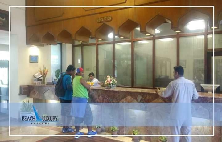 Beach Luxury Hotel Karaçi Dış mekan fotoğraf